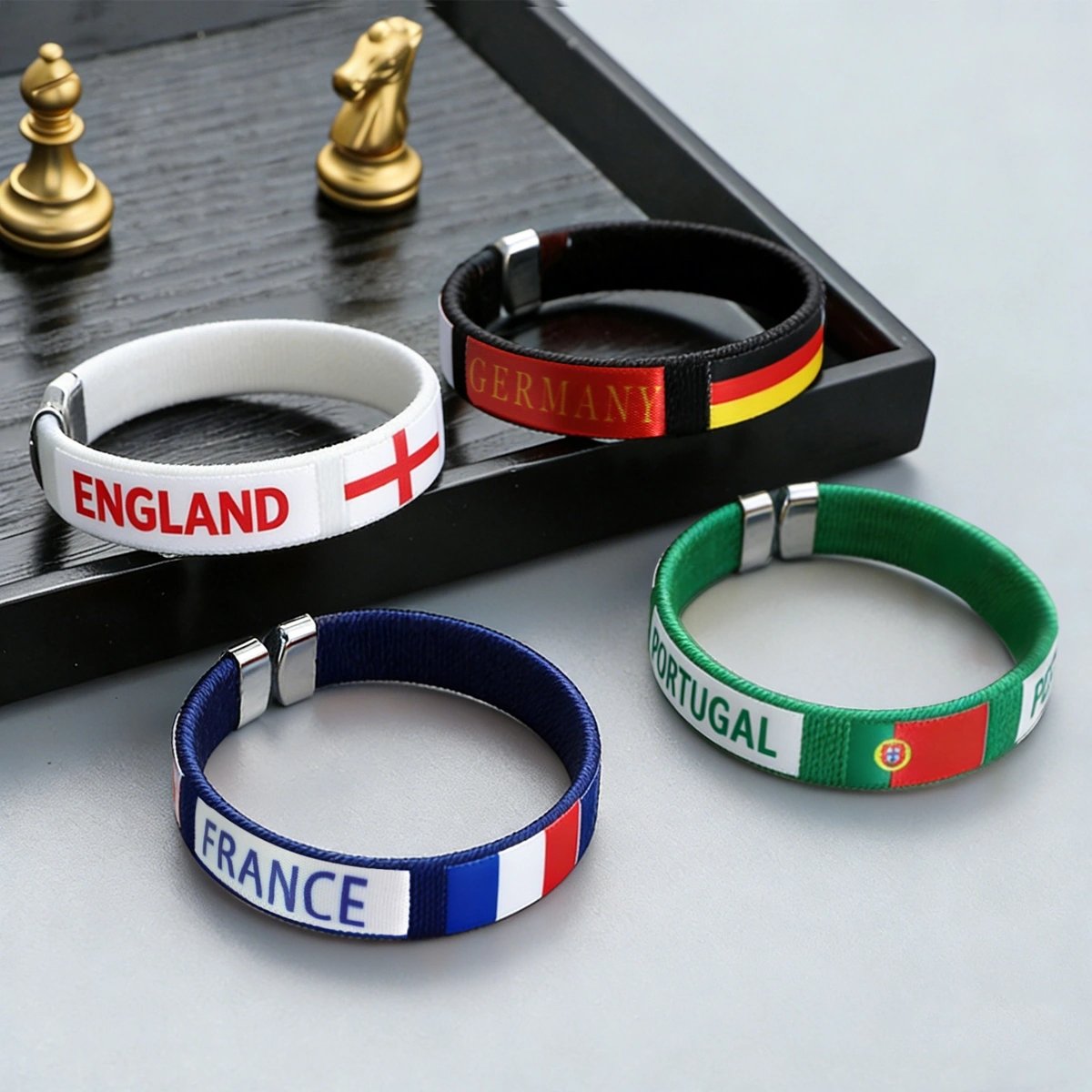 Woven country fan bracelets packaging detail
